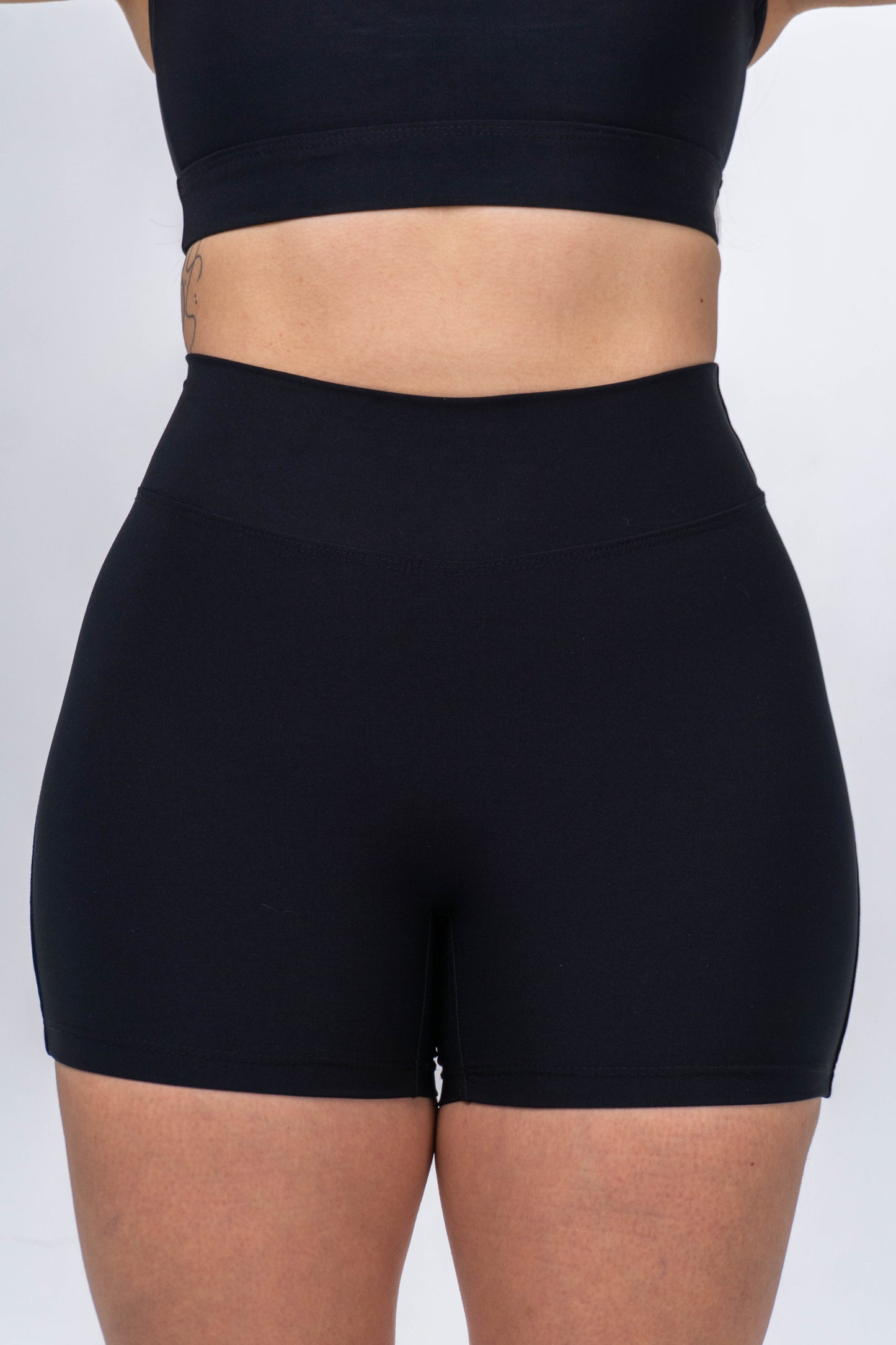 SHORT FORCE NEGRO