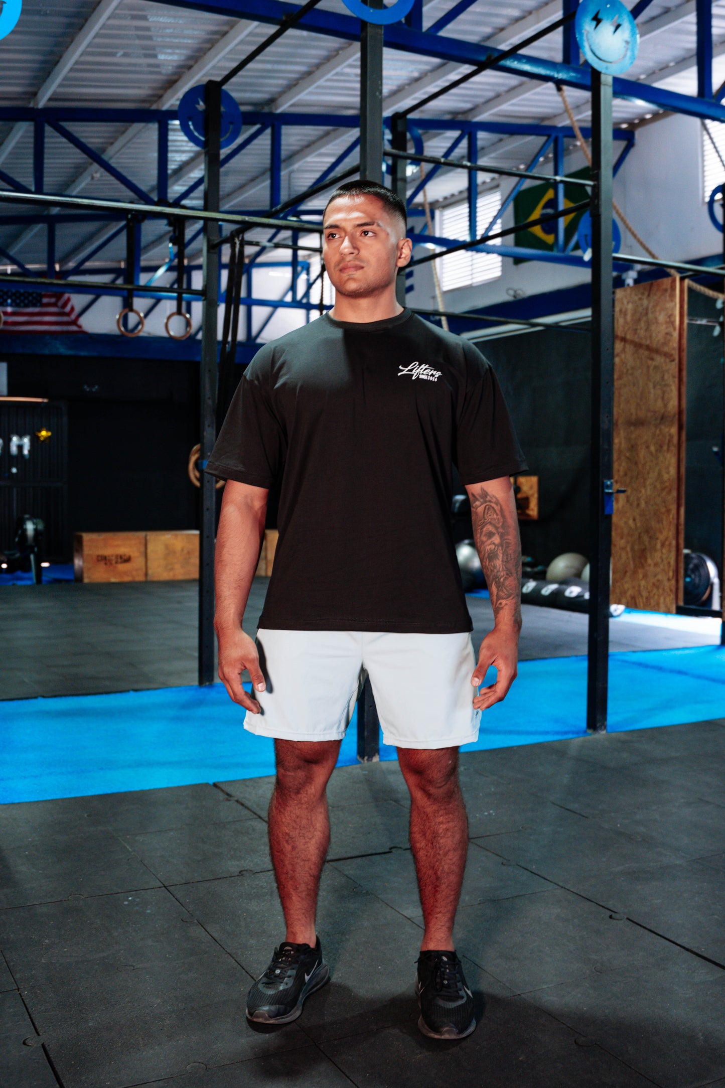 CAMISETA TRAINING NEGRA - VERDE MENTA