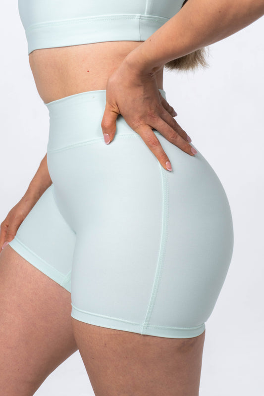 SHORT FORCE VERDE MENTA