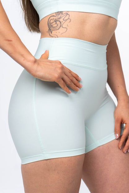 SHORT FORCE VERDE MENTA