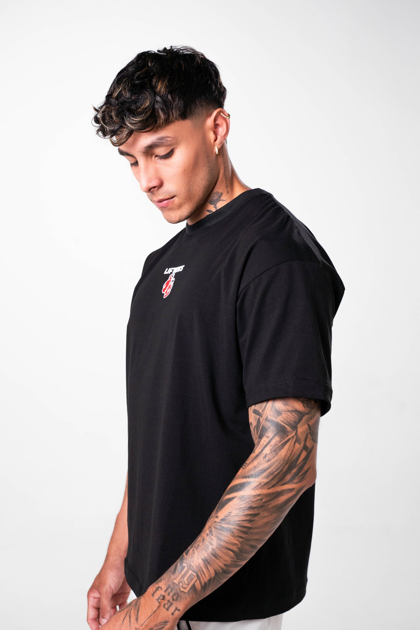 CAMISETA CREED NEGRA