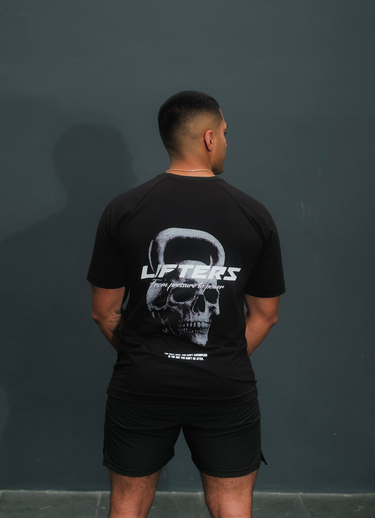 CAMISETA DARK SHIFT