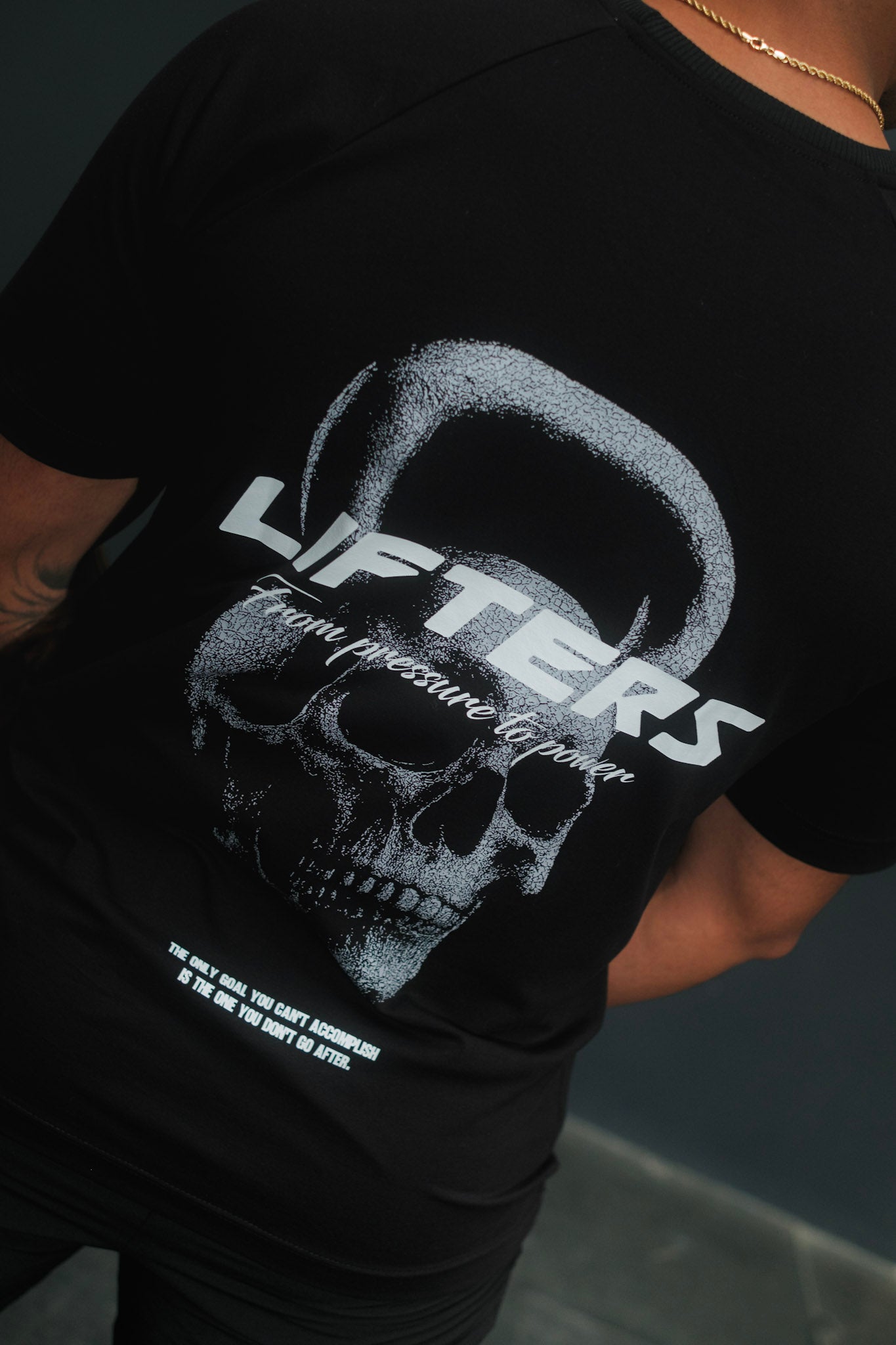 CAMISETA DARK SHIFT