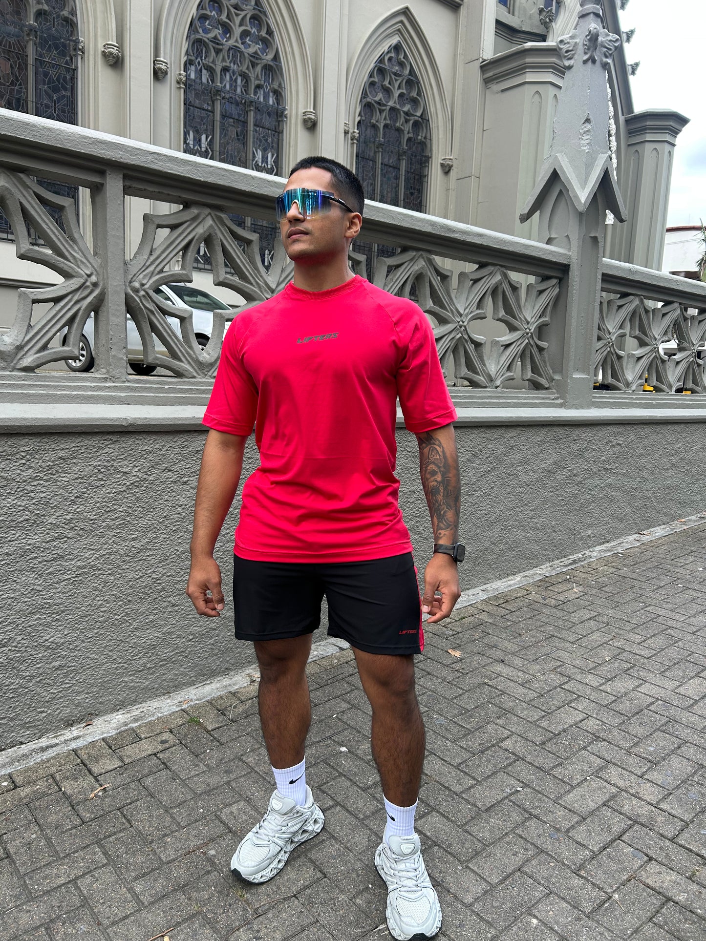 PANTALONETA SHIFT NEGRA - ROJO